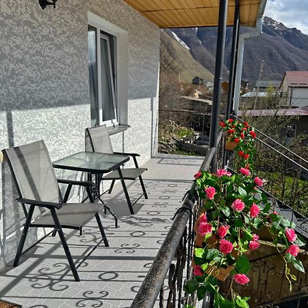 Hotel Elia Kazbegi Buitenkant foto