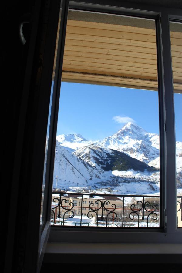 Hotel Elia Kazbegi Buitenkant foto