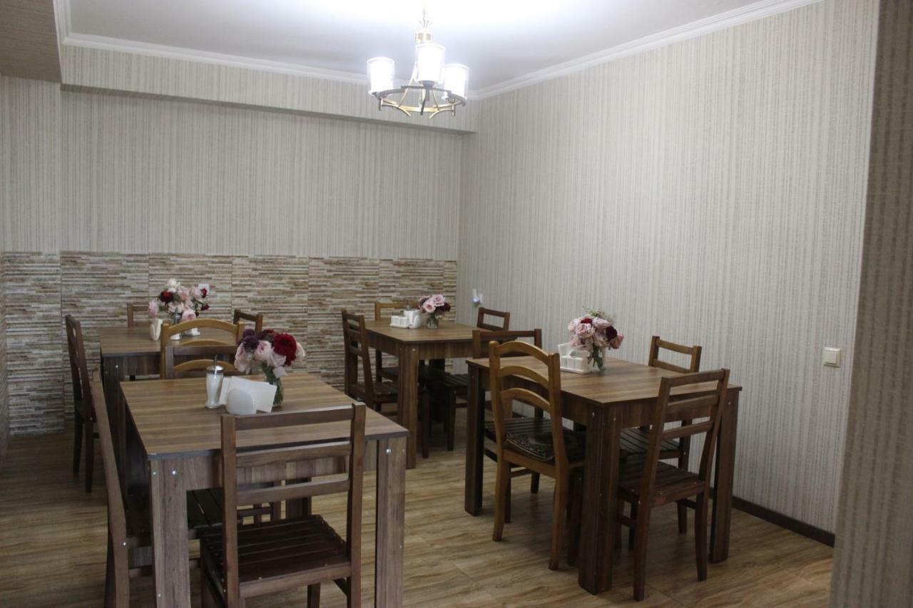 Hotel Elia Kazbegi Buitenkant foto