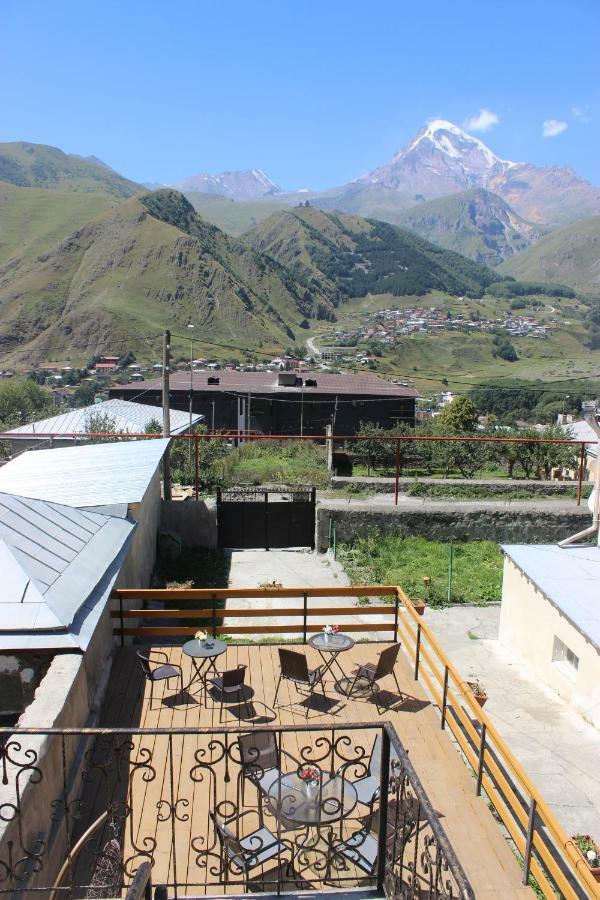Hotel Elia Kazbegi Buitenkant foto